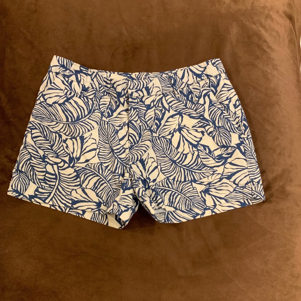 Patagonia Blue Ivory 6 Shorts Tropical Leaf Print Travel Adventure Hike Normcore